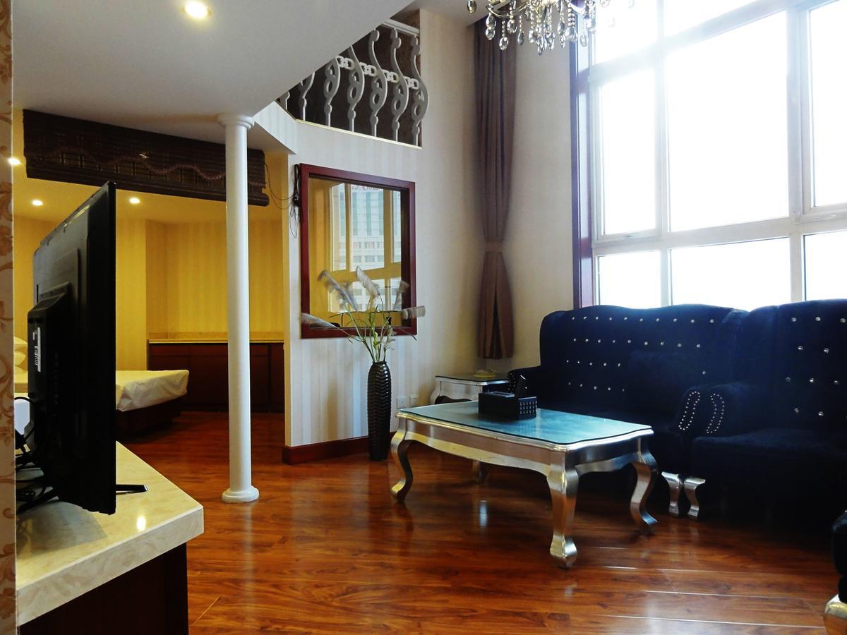 Qingdao Hua Qi Kaiserdom Hotel Bagian luar foto